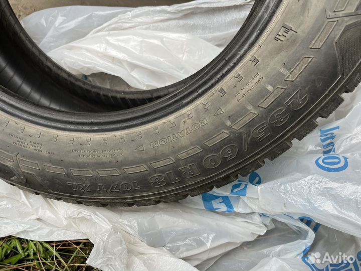 Nokian Tyres Hakkapeliitta 7 SUV 235/60 R18