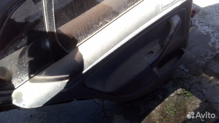 Фольксваген джетта дверь задняя левая 2009