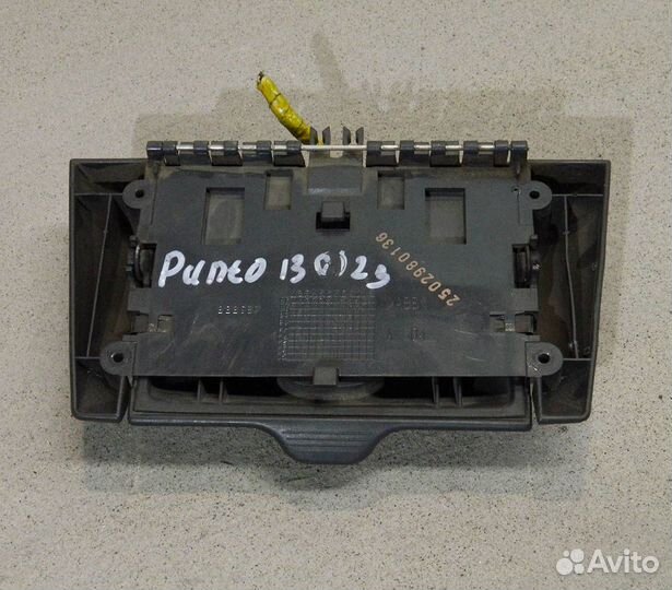 Пепельница передняя Fiat Punto 176