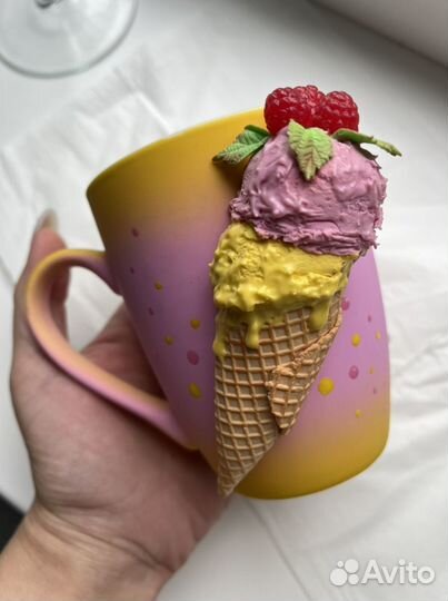 Кружка с декором из полимерной глины