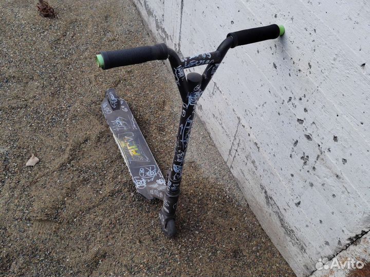 Трюковой самокат reaction stunt 1.0 100мм