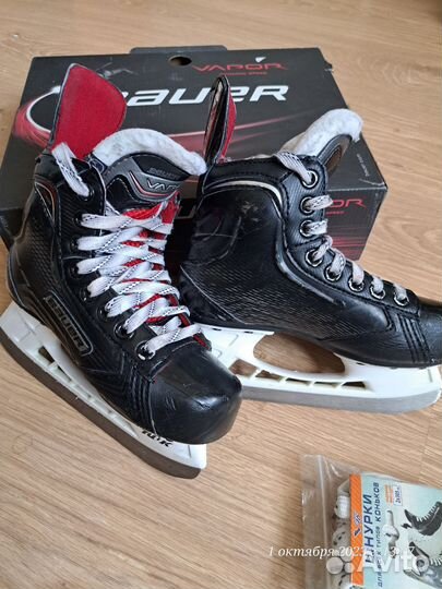 Хоккейные коньки bauer
