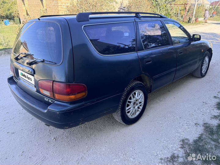 Toyota Camry 2.2 МТ, 1993, 500 000 км