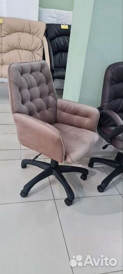 Компьютерное кресло новое