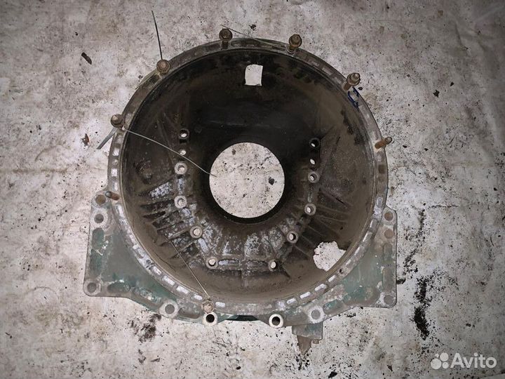 Кожух маховика Volvo D 12 A C D