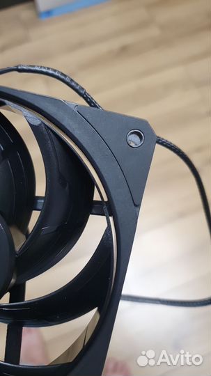 Вентилятор Cooler master Mobius 120