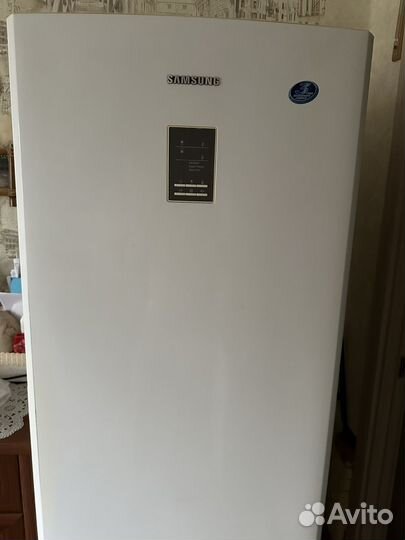 Холодильник samsung