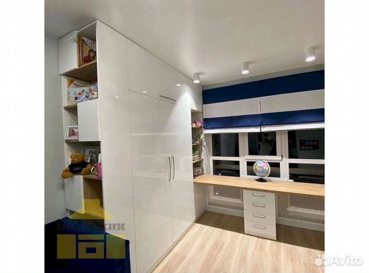 Шкаф двухстворчатый