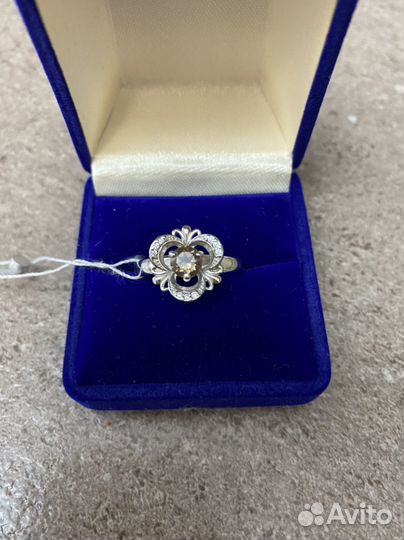 Серебряное кольцо