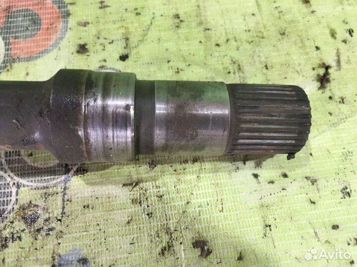 Вал промежуточный передний левый Mazda 626 (Gw) Vi