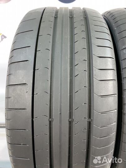 Pirelli P Zero PZ4 255/40 R20 97V