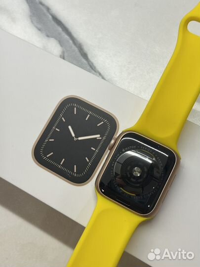 Apple watch series 5 40mm