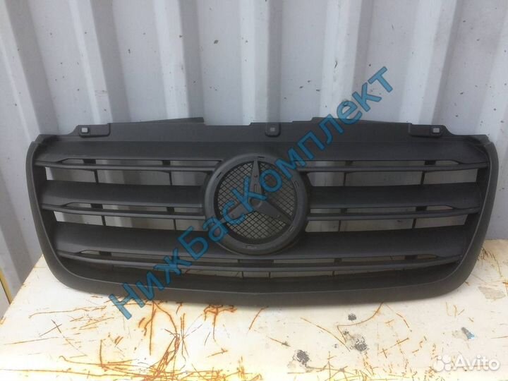 Решетка радиатора Мерседес Mercedes Sprinter 907