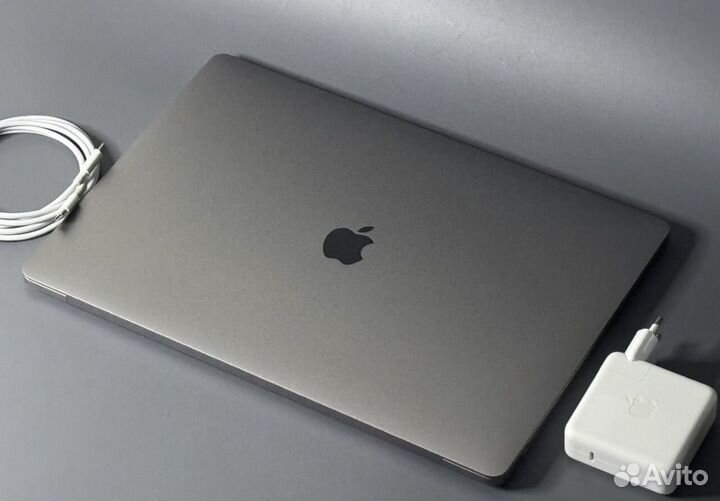 MacBook pro 16 (2019), 512 гб, i9, 2.4 Гц, 16 гб