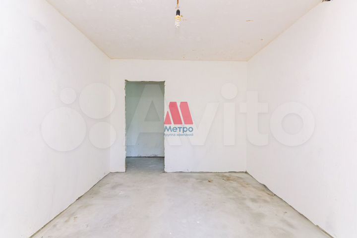 3-к. квартира, 57 м², 1/9 эт.