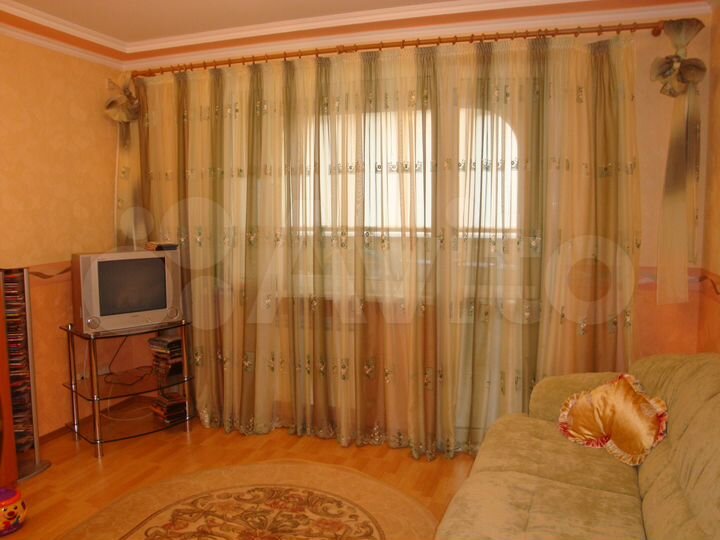 2-к. квартира, 64 м², 6/7 эт.