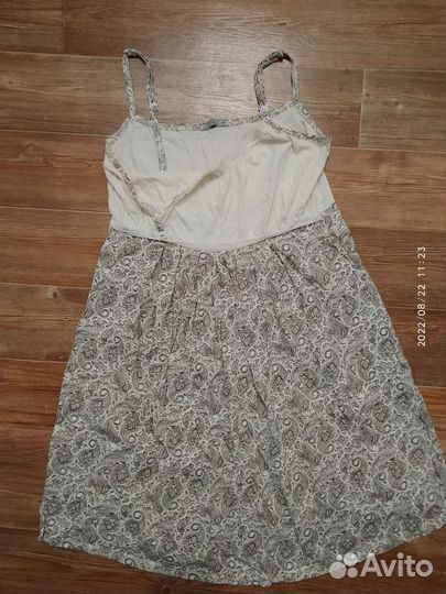 Халат и ночнушка, два бюстгальтера