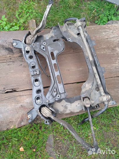 Подрамник передний Mercedes E class W212 2009-2016