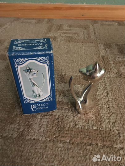 Кошечка для интерьера, подставка для колец, новая