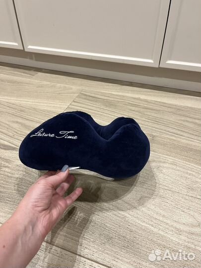 Автоподушка (подушка в самолет под шею)