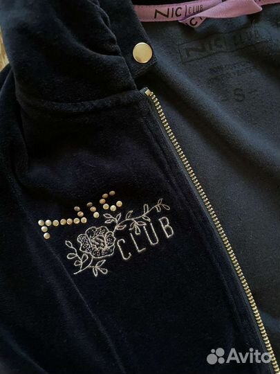 Спортивный костюм женский