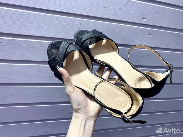 Босоножки женские 38 размер на каблуке черные