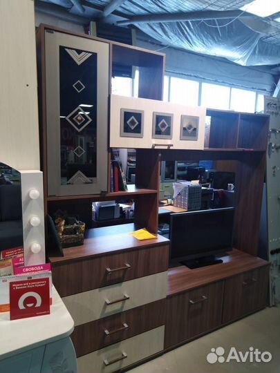 Стенка под тв