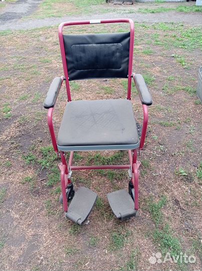Инвалидное кресло