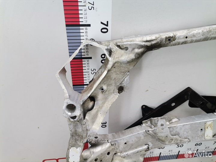 Балка для BMW 3-Series (E90/E91/E92/E93)