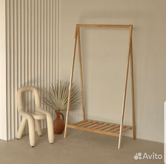 Вешалка для одежды напольная деревянная рейл