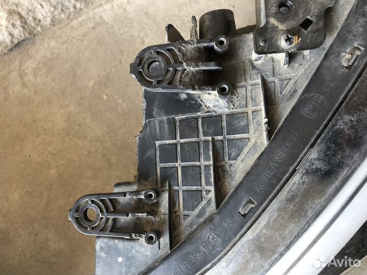 Фара Kia Cerato 3 оригинал с дефектом