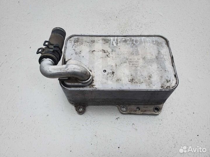 059117021R радиатор, масляный охладить VW Touareg