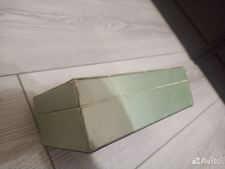 Шкатулка для украшений