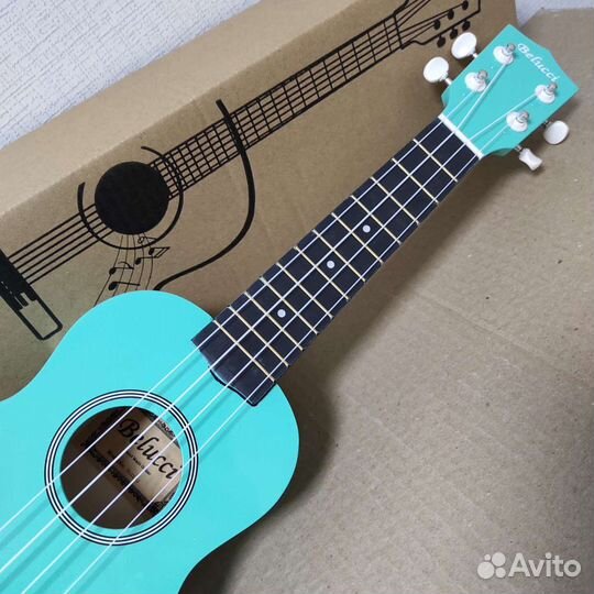 Укулеле сопрано новая