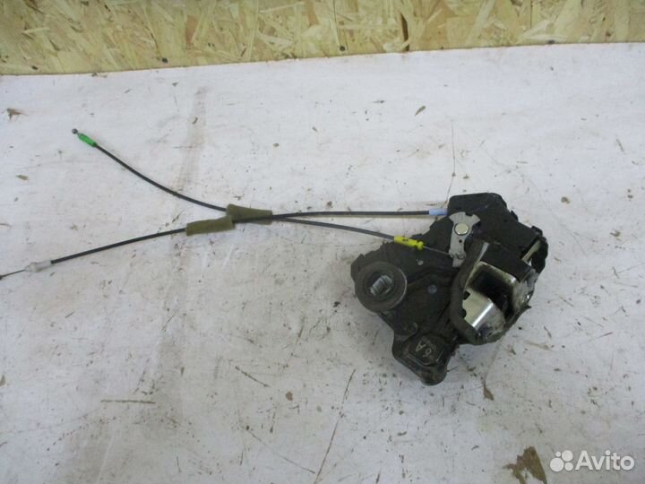 Электрозамок двери Тойота Королла 150