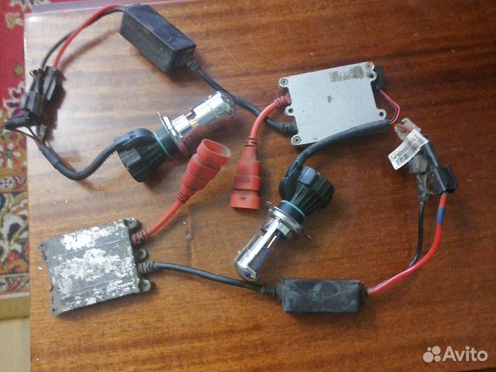 Би ксенон h4