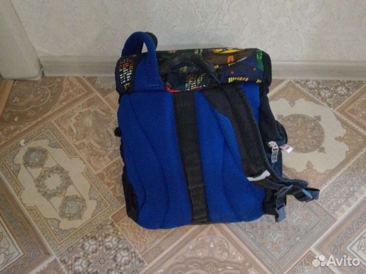 Школьный рюкзак