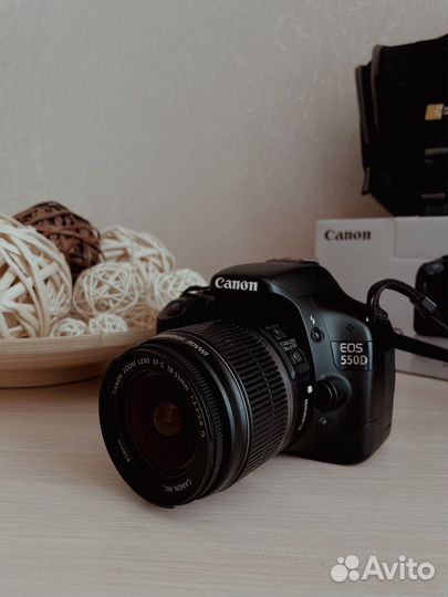 Зеркальный фотоаппарат