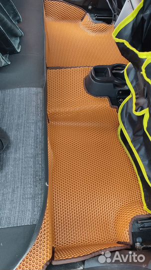 EVA коврики 3D на Renault Duster с бортами