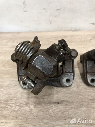 Суппорт задний Honda Civic 8 4d