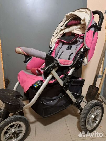 Прогулочная коляска capella