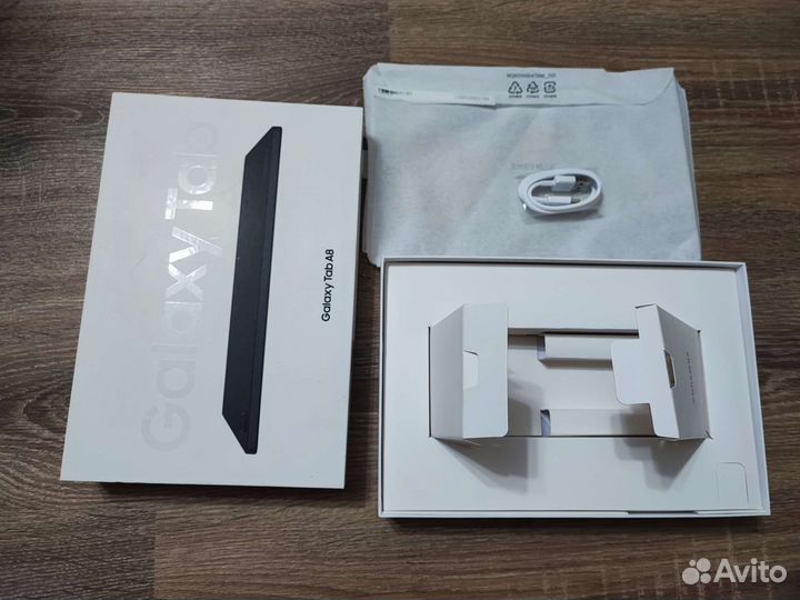 Samsung tab a8 4/64