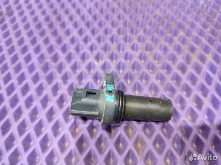 Датчик положения коленвала Mitsubishi Outlander