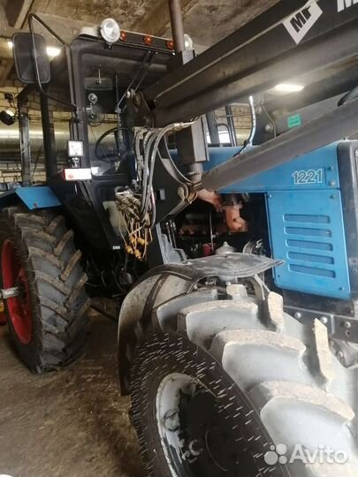 Трактор МТЗ (Беларус) 1221.2, 2005