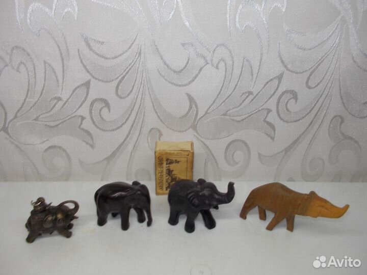 Фигурка Слон
