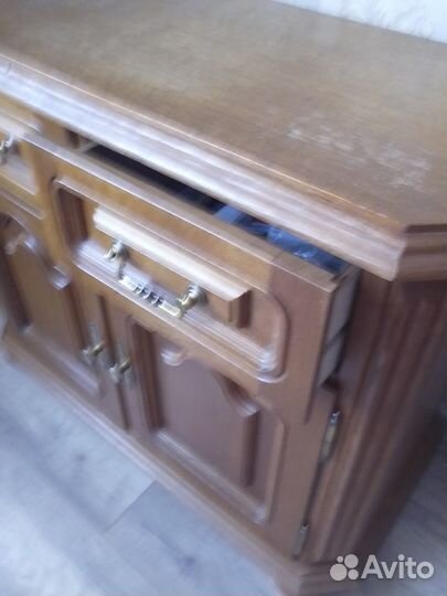 Тумба из массива дуба с натуральным шпоном