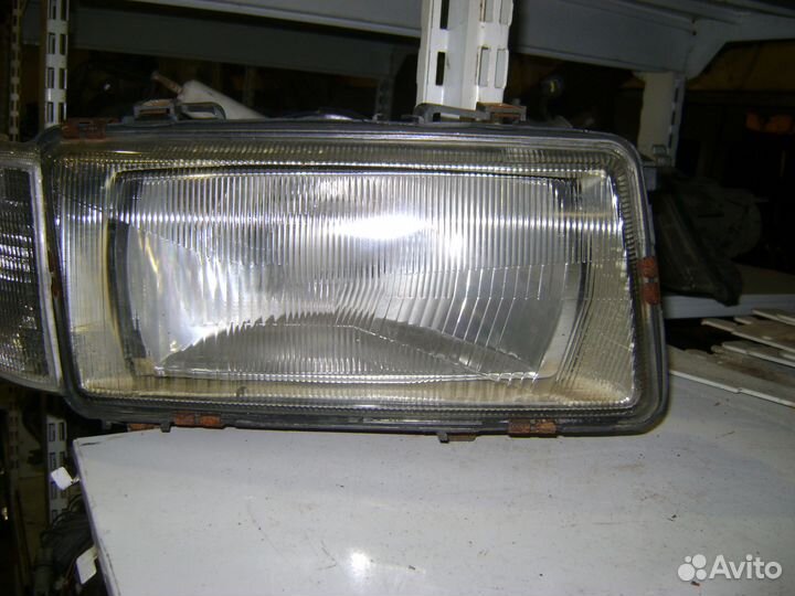 Фара передняя правая Infiniti Q45