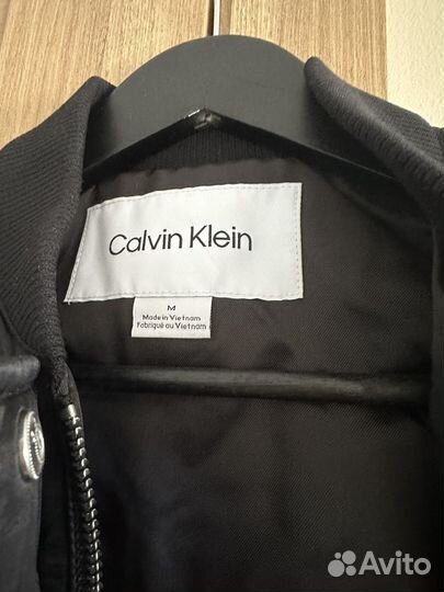 Бомбер/куртка Calvin Klein новый М