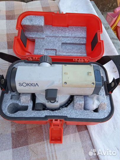 Оптический нивелир sokkia