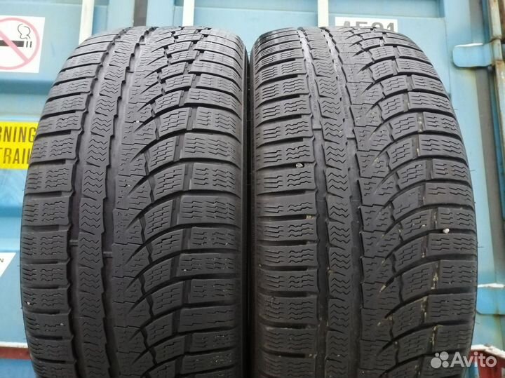 Nokian Tyres WR A4 235/55 R17 103V